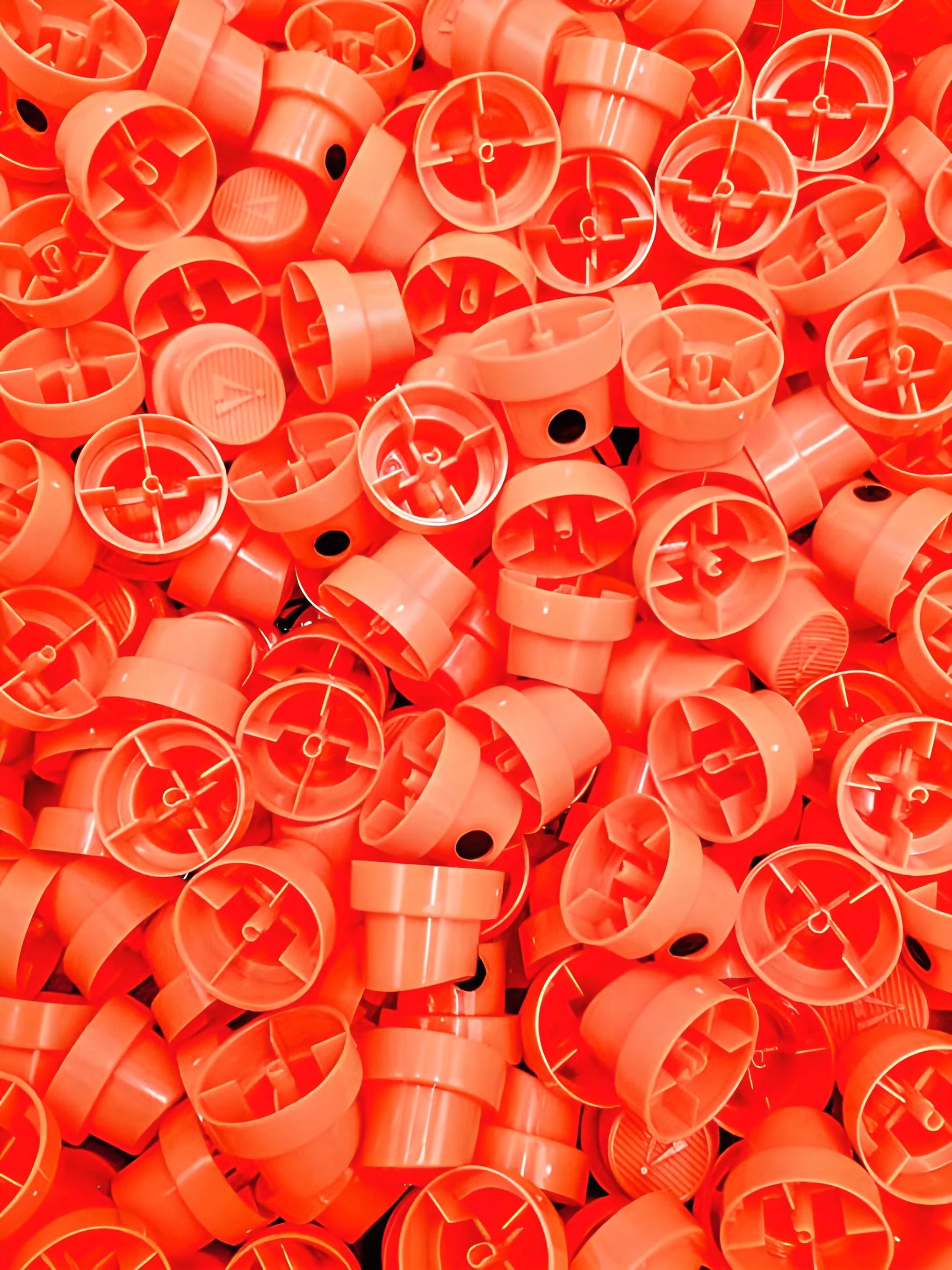 Caps
