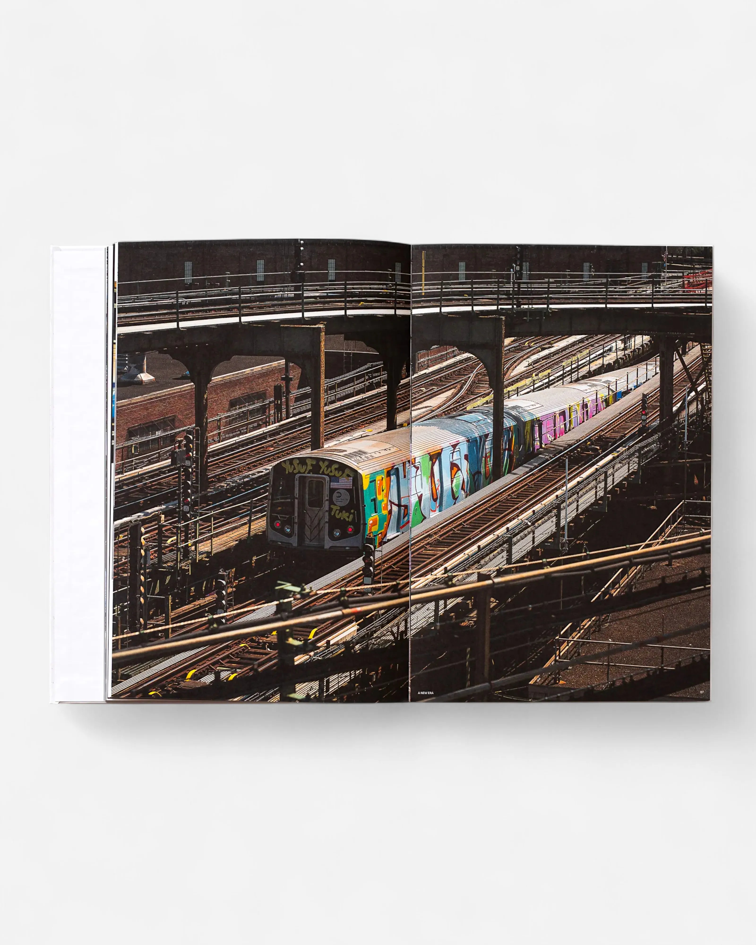 Whitebook 01 - It's A Circle by Mark Grokenberger