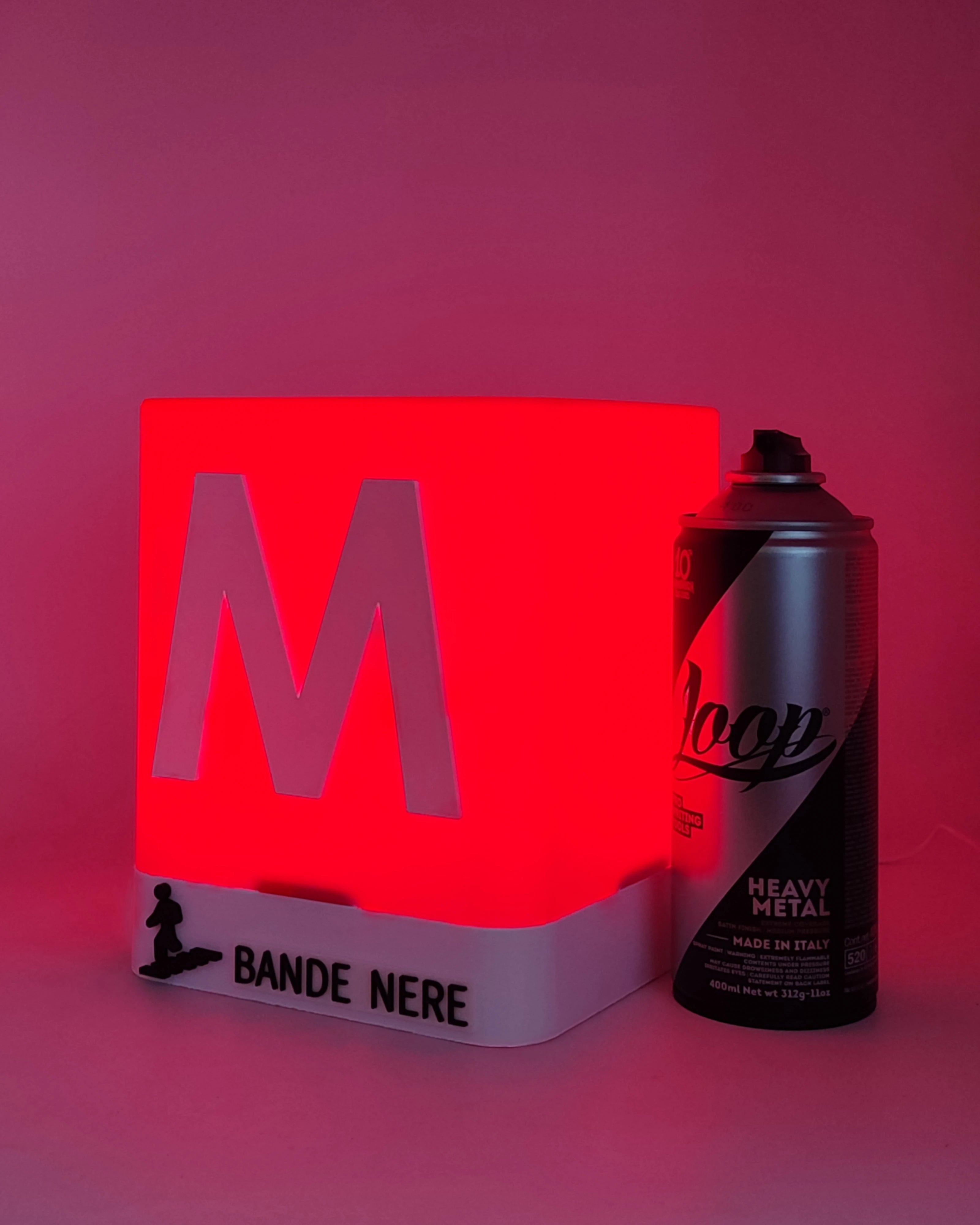 Bande Nere M1 Metro Lamp