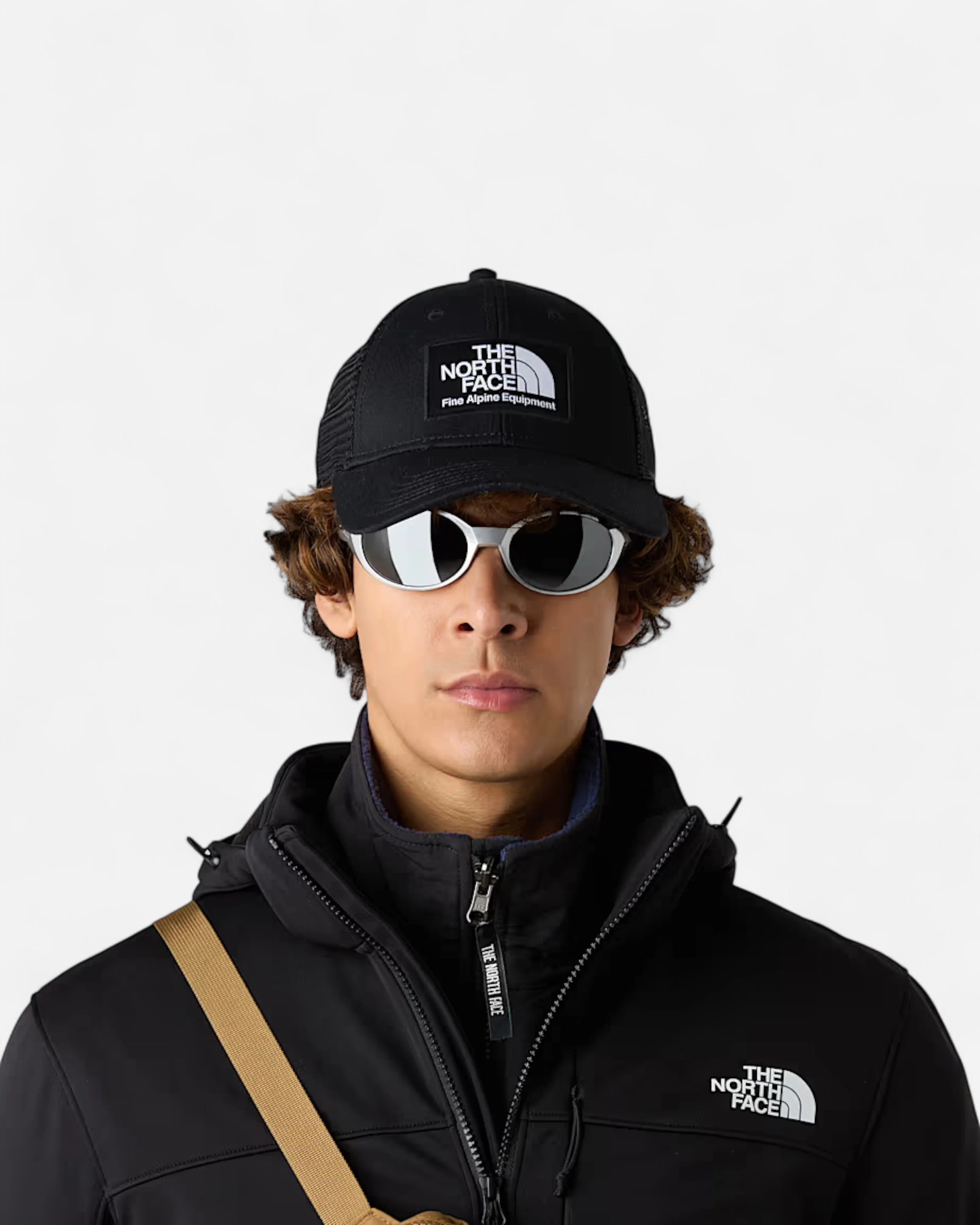 Mudder Trucker Black