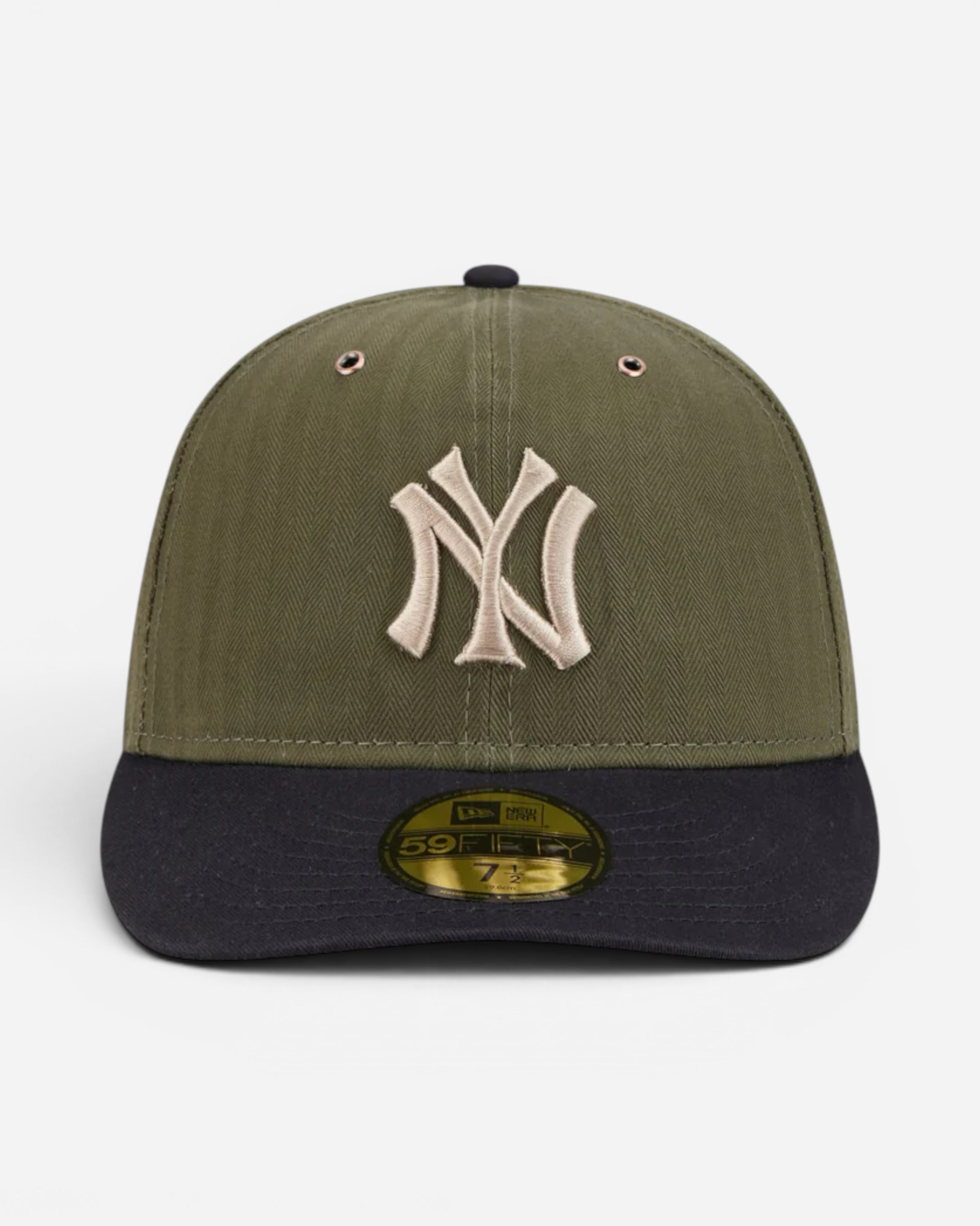 Astrofat 59FIFTY fitted cap in olive green with a black brim and embroidered New York Yankees logo.