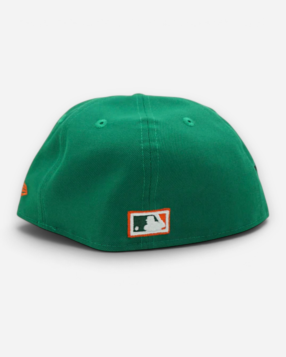 Astrofat Baltimore Orioles 59FIFTY retro crown cap in green with an orange and white MLB logo on the back