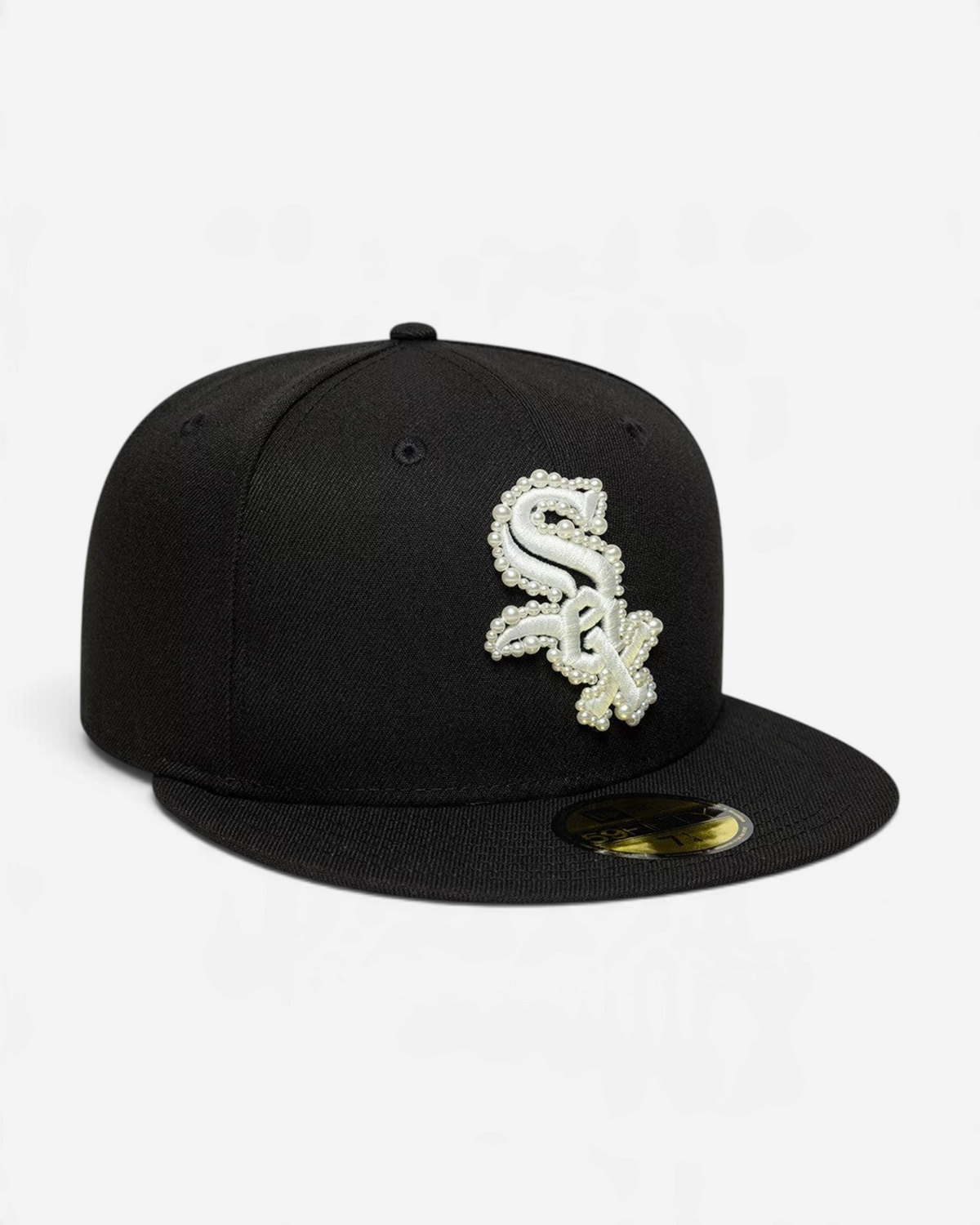 Astrofat black 59FIFTY fitted cap featuring a Chicago White Sox logo embellished with white faux pearls on the front.