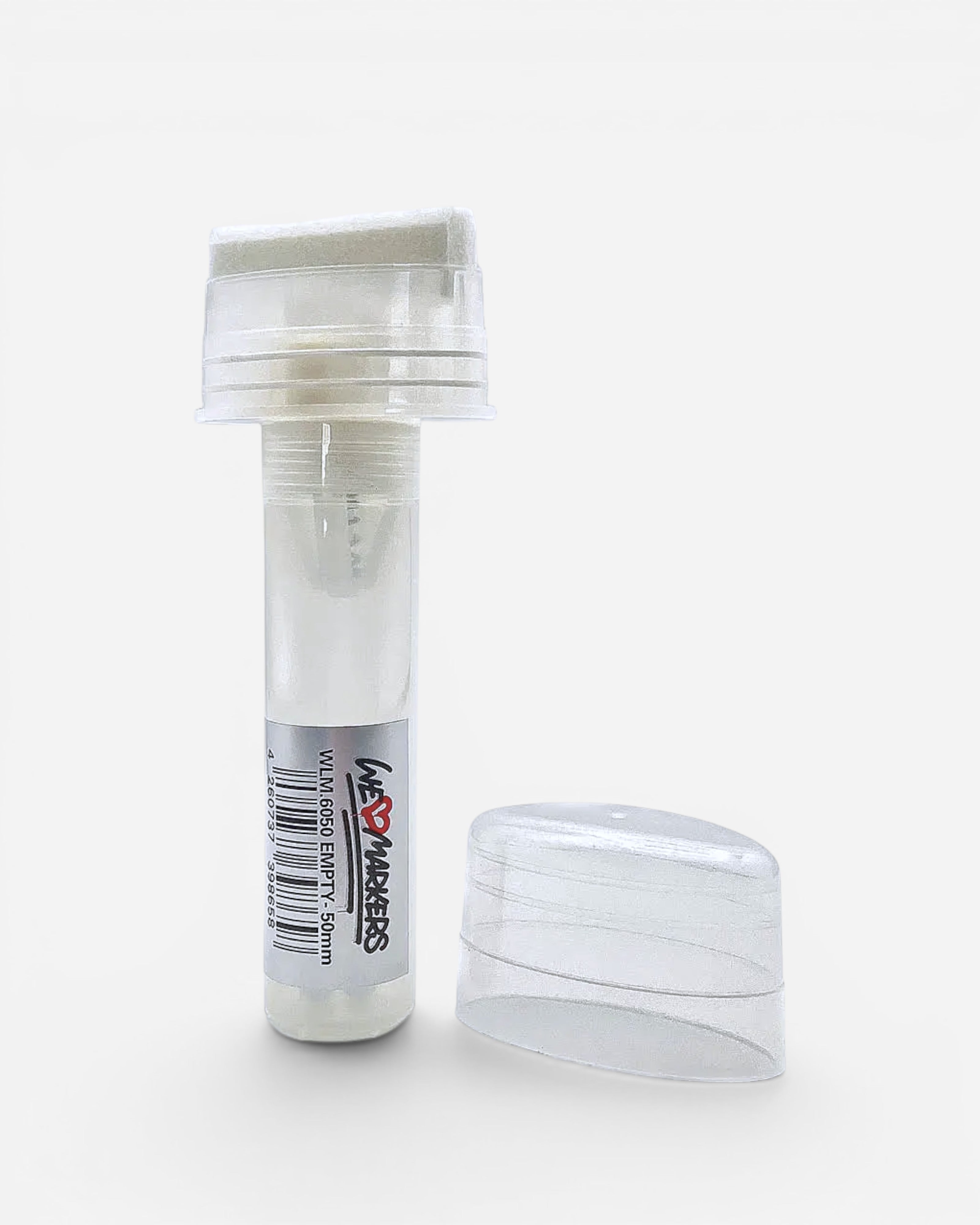 Astrofat empty marker with a 50mm chisel tip and mixing balls, ideal for graffiti and calligraphy.