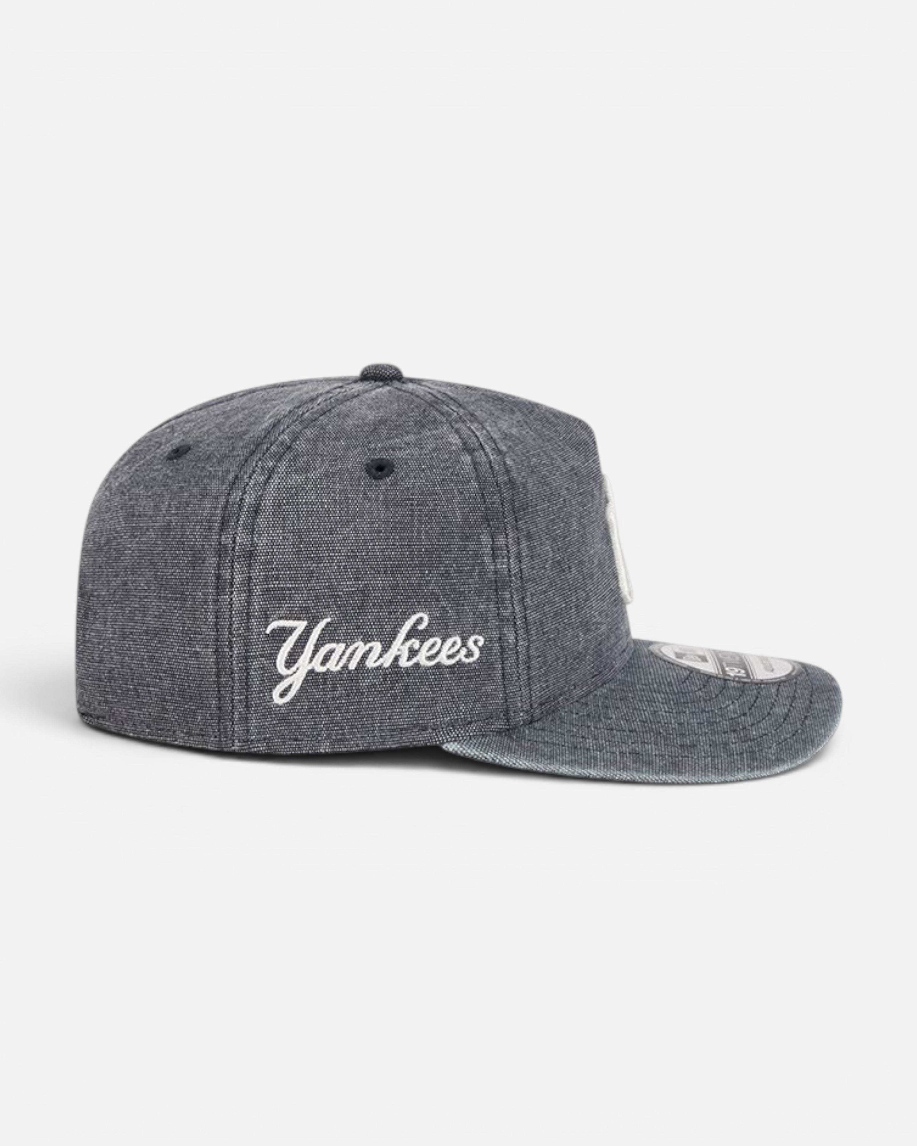 Astrofat New York Yankees baseball cap with curved brim and adjustable strapback closure. Features embroidered logo.