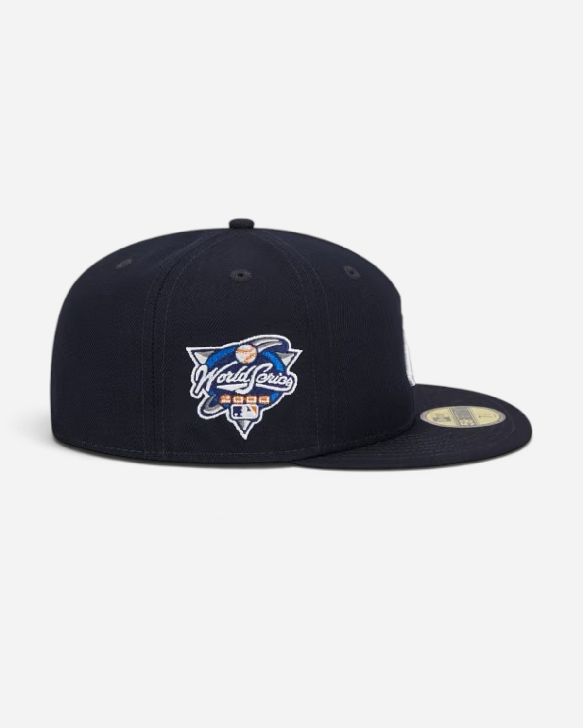 Astrofat navy New York Yankees 59FIFTY fitted cap featuring a 2000 World Series side patch and flat visor.