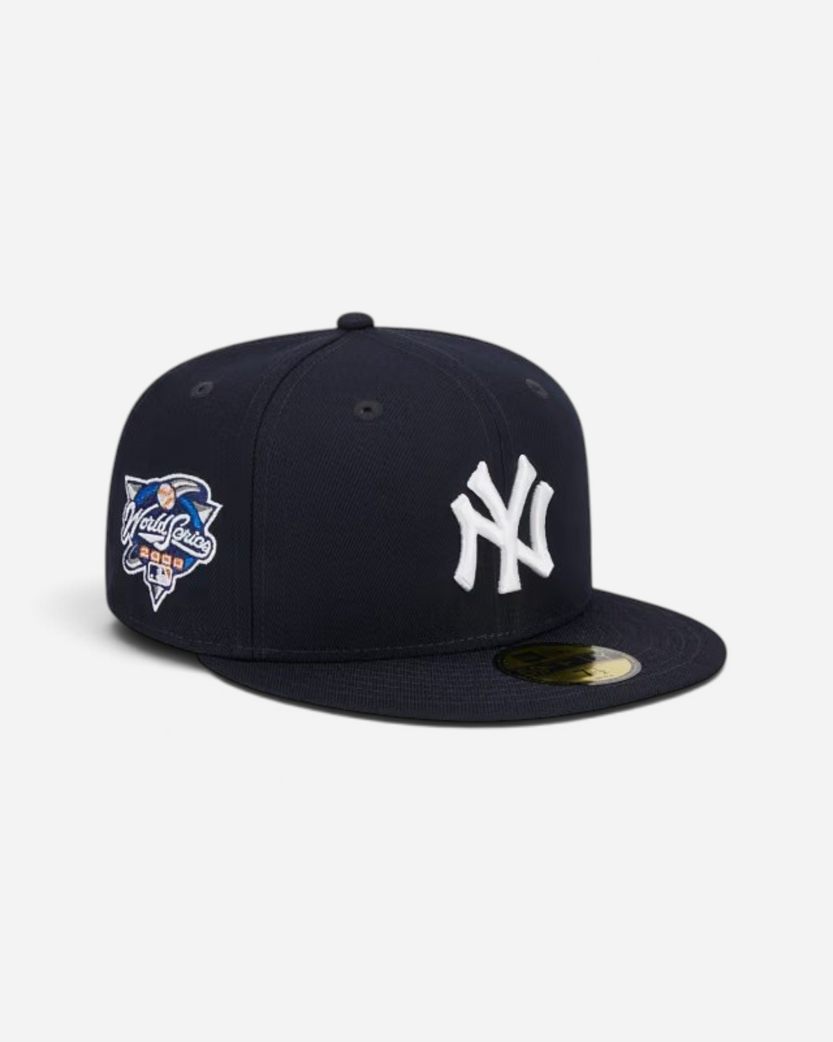Astrofat navy New York Yankees 59FIFTY fitted cap with white logo and 2000 World Series side patch.