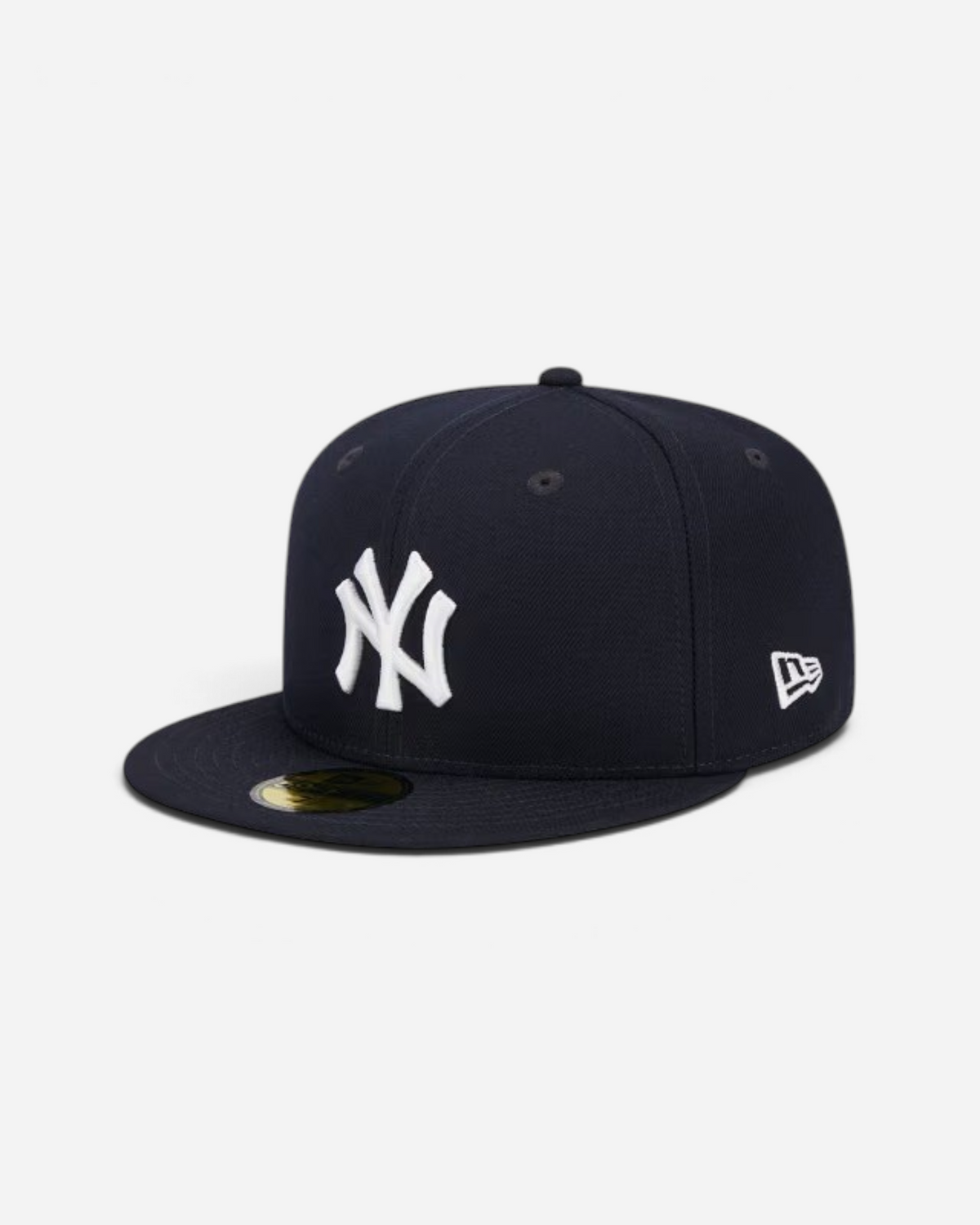 Astrofat navy blue New York Yankees 59FIFTY fitted cap with white logo and flat visor