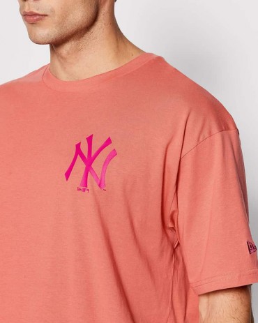 NEW ERA MLB NY Yankees Logo Oversize Tee Lilla