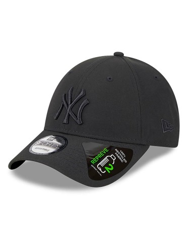NEW ERA 9FORTY New York Yankees Repreve Outline Black on Black