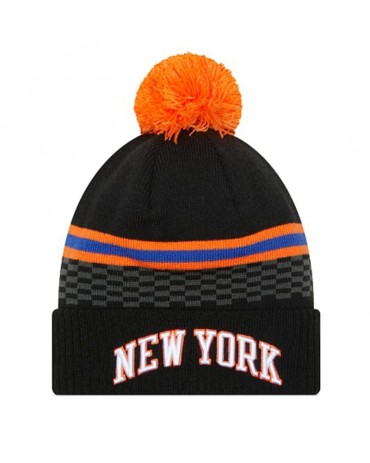 NEW ERA New York Knicks City Edition Pom Pom Knit Beanie