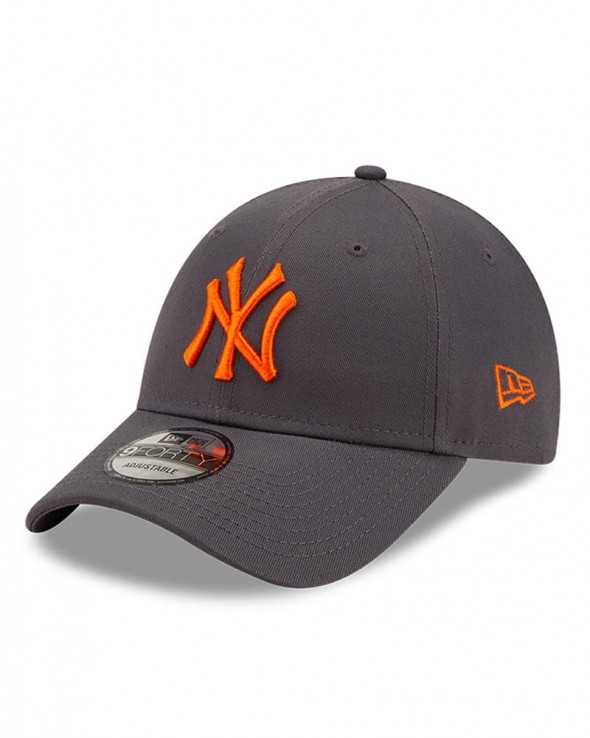 NEW ERA 9FORTY New York Yankees League Essential Grey Cap